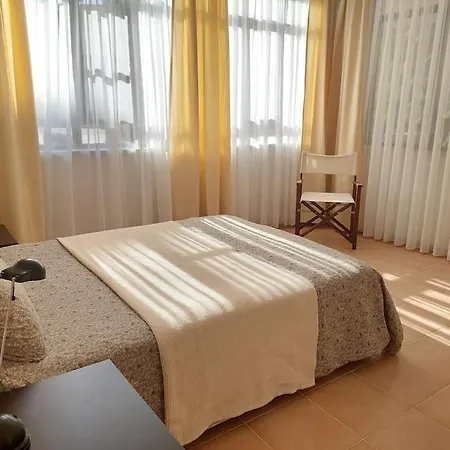 Apartment On The Historic Castle Hill