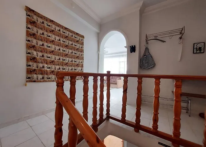 On The Historic Castle Hill Apartment